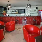 Guest house Restaurant And Stenly